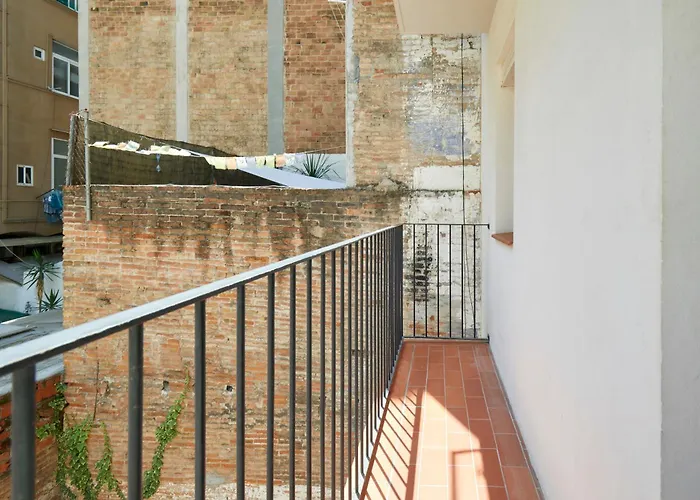 Daire Stylish Typical Bcn Flat *