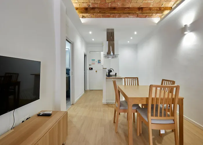 Stylish Typical Bcn Flat Daire